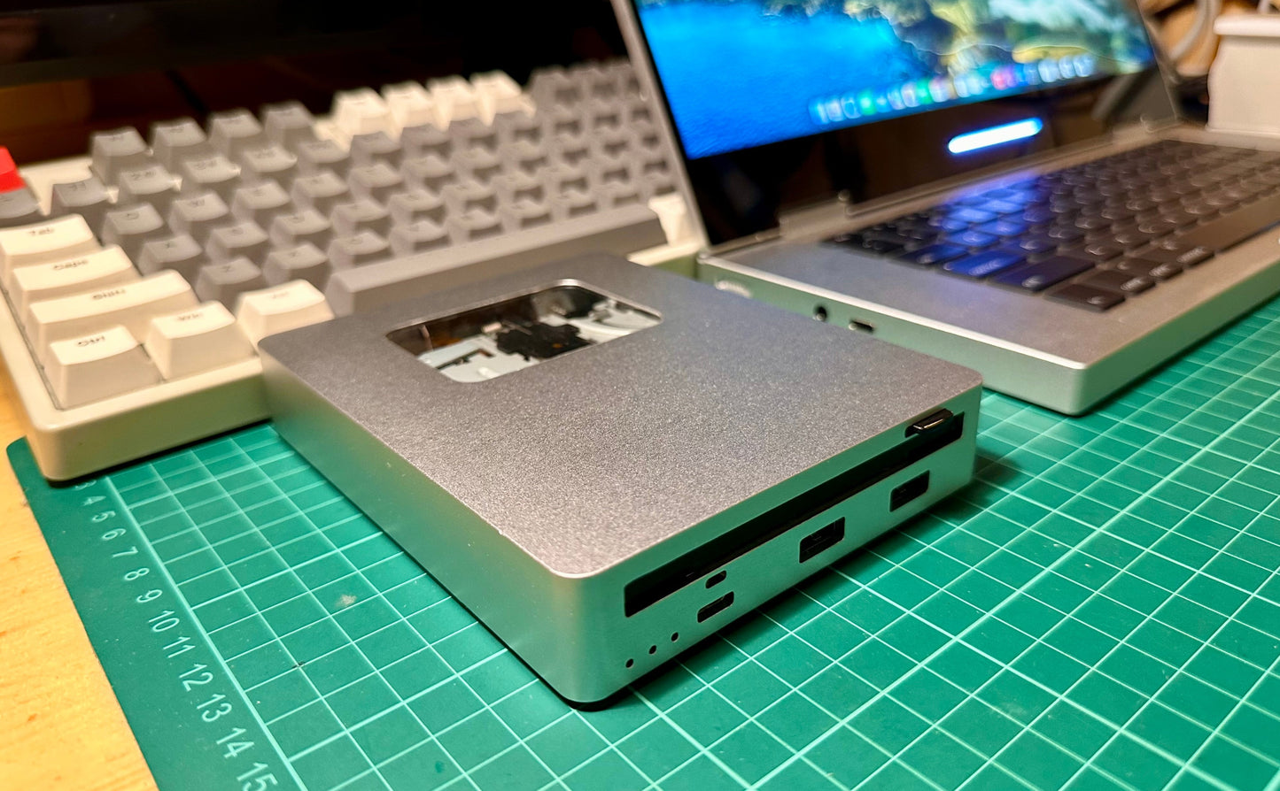 M002-Floppy Disk USB-C Hub