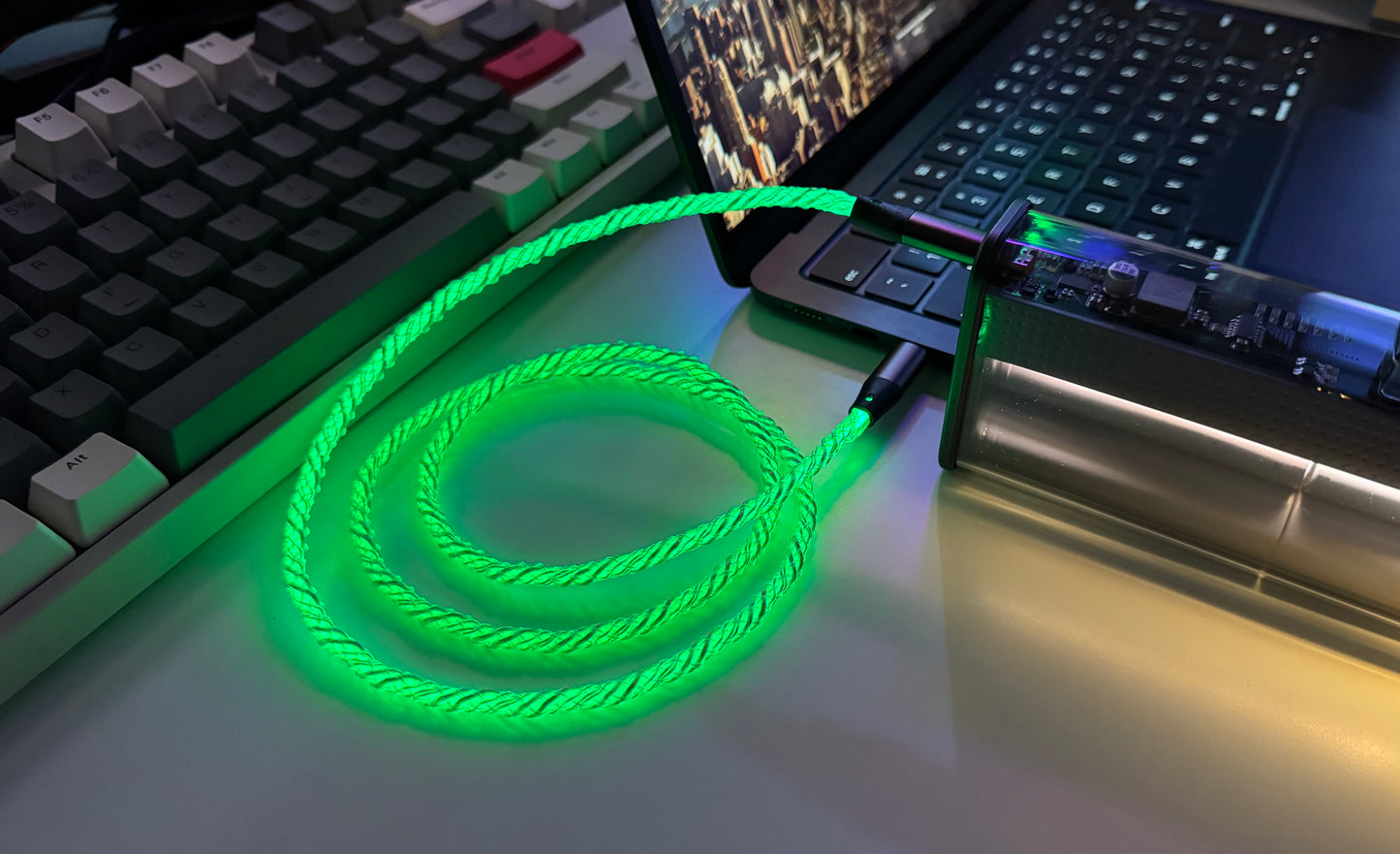 M004-Lit USB Charging Cable