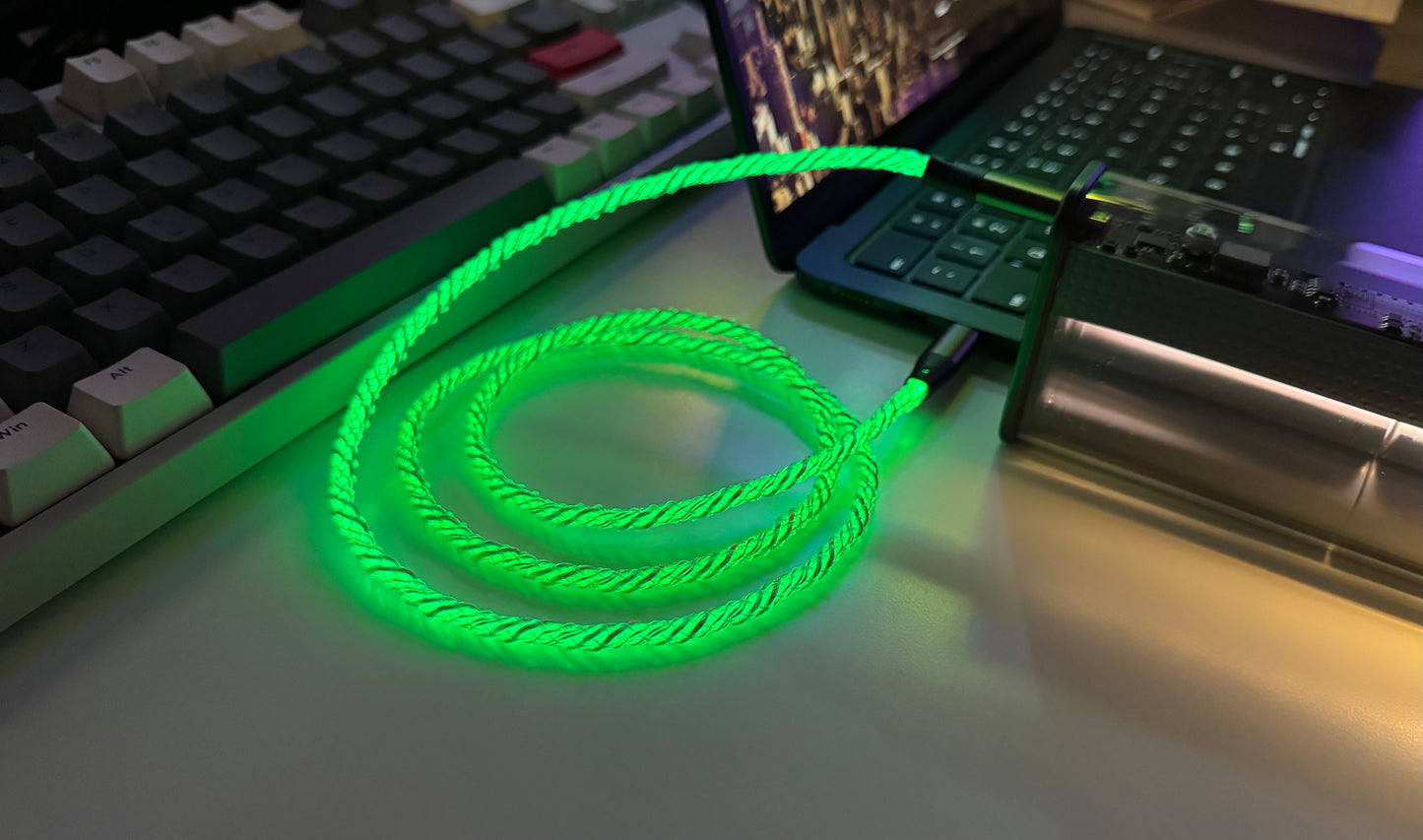 M004-Lit USB Charging Cable