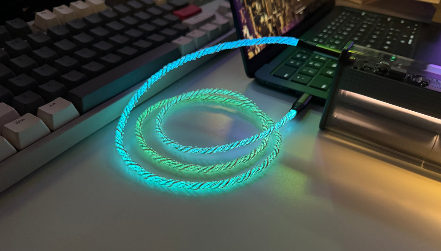 M004-Lit USB Charging Cable